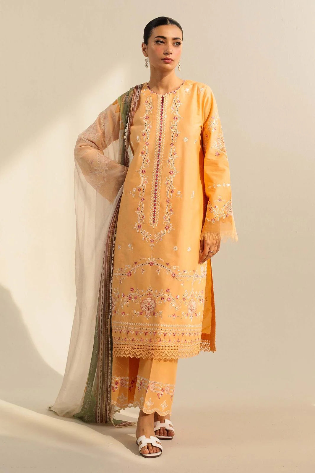 Coco Lawn By Zara Shahjahan Eid Edition – MIRA-8B